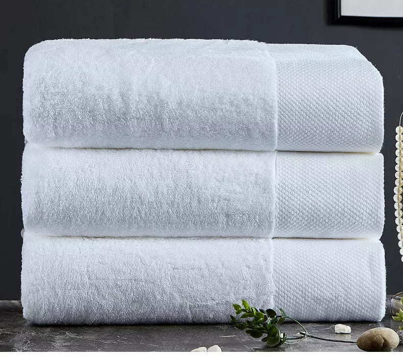 American Comfort Luxury White Bath Towels - 27.5 x 55 (4 Piece