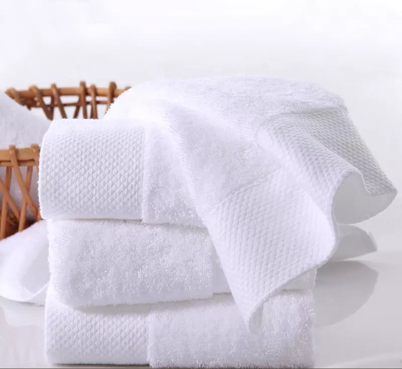 American Comfort Luxury White Washcloths - 12.5" x 12.5" (1.5 lbs / dozen) - American Comfort