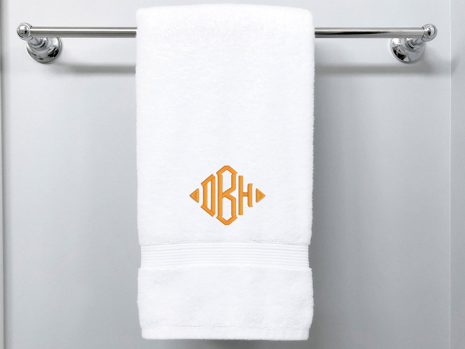Diamond Monogramed Hand Towel - American Comfort