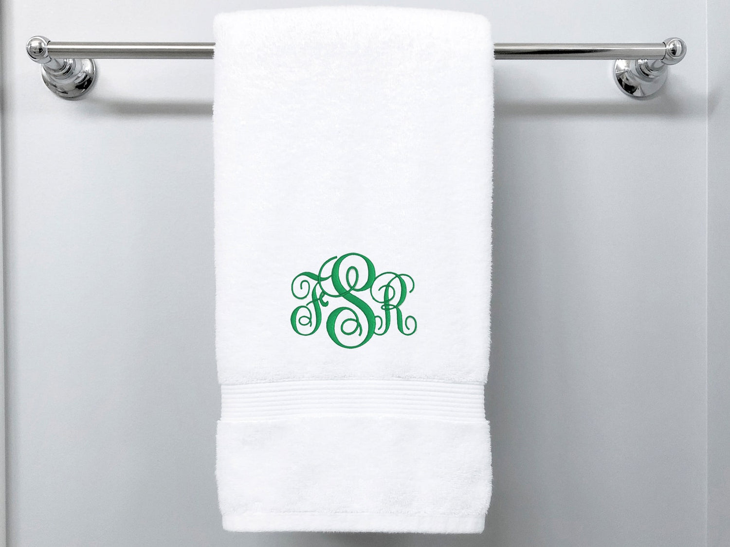 Interlocking Vine Monogramed Hand Towel - American Comfort